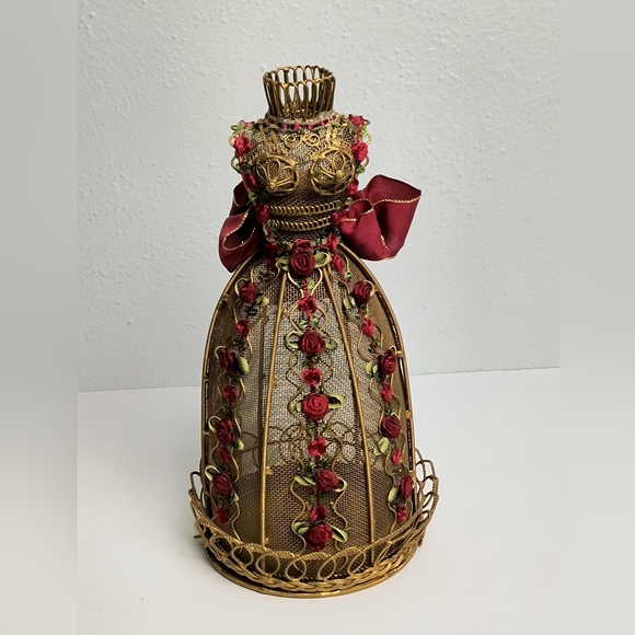 Victorian Wire Dress Tea Light Candle Holder Old Gold Tone - Picture 7 of 14